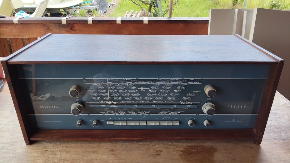 Radioreceptor pe lămpi bang olufsen grand Prix 609