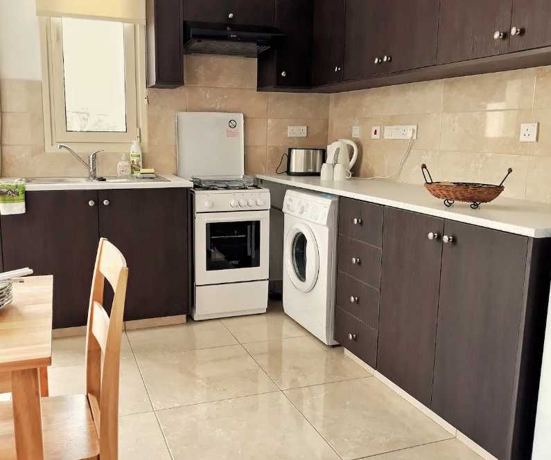 Дава се под наем Двустаен апартамент в Пловдив, Мараша - 65 кв.м за 289.17 € - Снимка #3