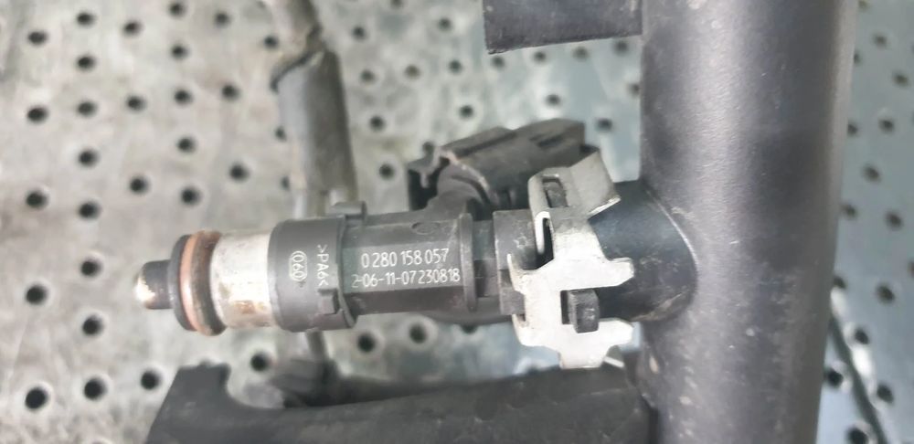 rampa cu injectoare peugeot 206 307 citroen c3 c4 1.6 b nfu  0280158057