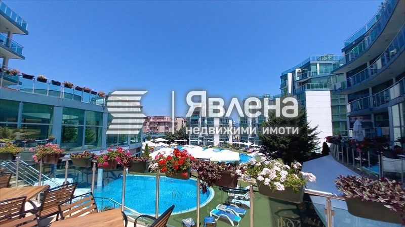 Продава се Двустаен апартамент в Приморско - 63 кв.м за 937 €/кв.м - Снимка #9