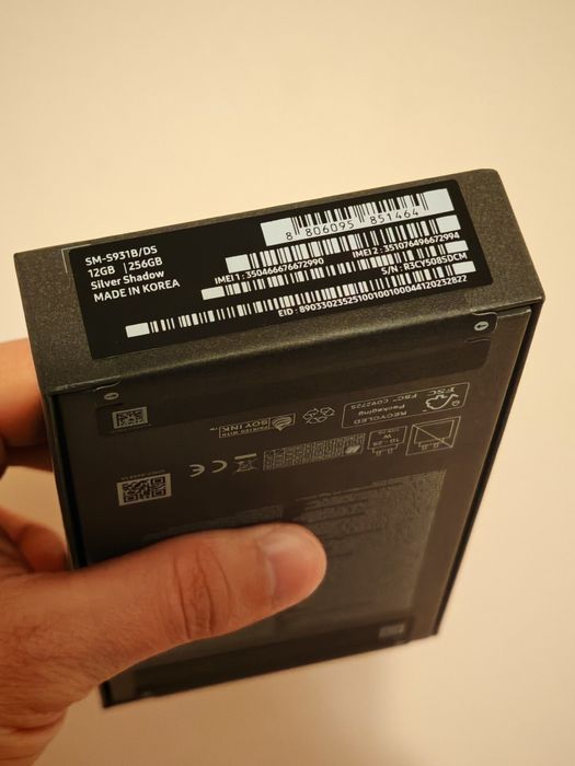 Samsung Galaxy S25 256GB 12GB Silver Shadow / Нов неразпечатан/ Бартер