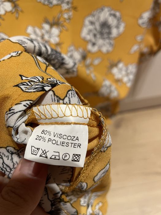 Camasa office galben inforata marime 34/xs