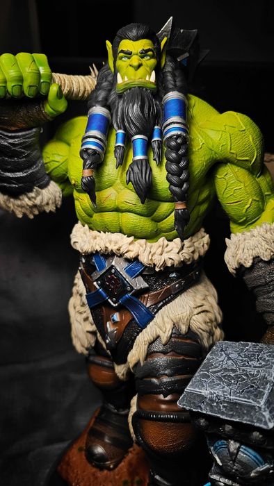 Statueta pictata manual Thrall World of Wacraft. Figurina, Miniatiura