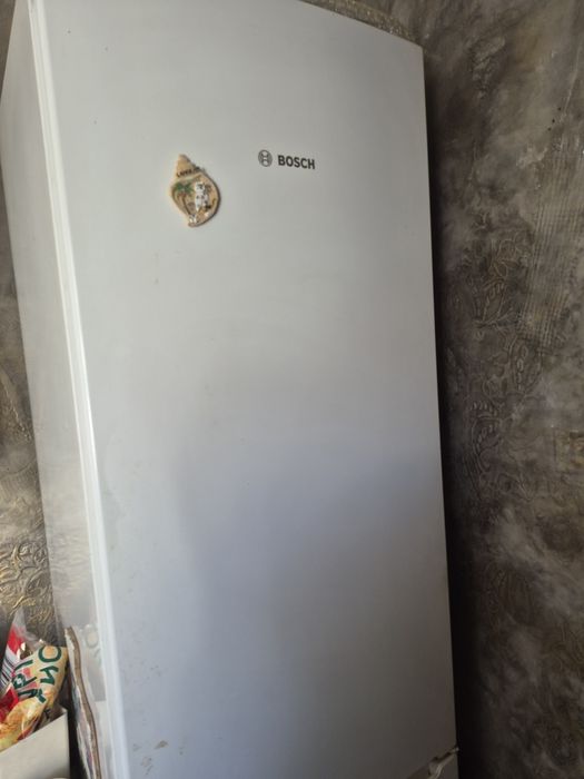 Холодильник BOSCH