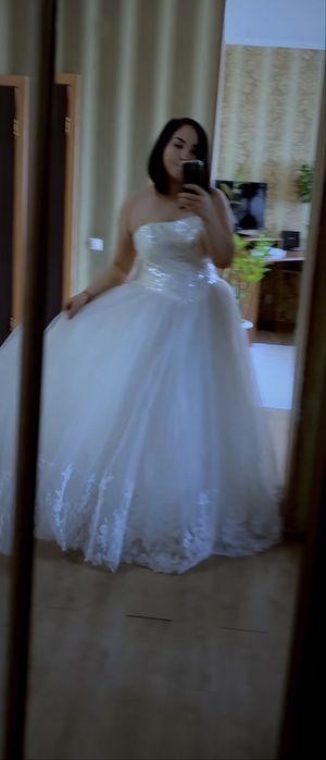 Прокат-продажа свадебных платьев