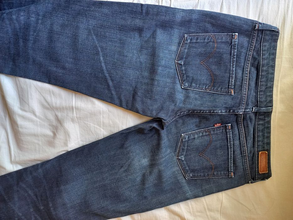 Джинсы LEVIS оригинал, б/у, размер.28