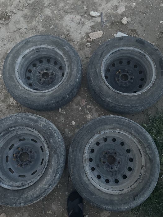 Шина с дисками. Диски. Штамповка