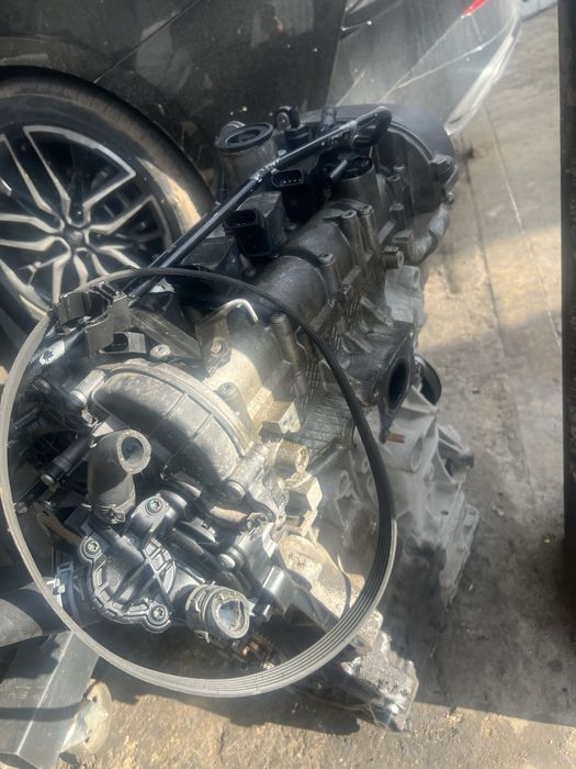 Продам двигатель на поло 2016 г 1.6