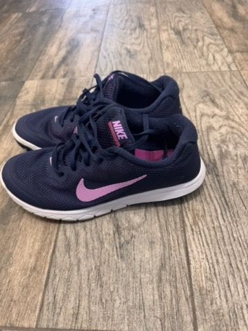 Маратонки  Nike  sport