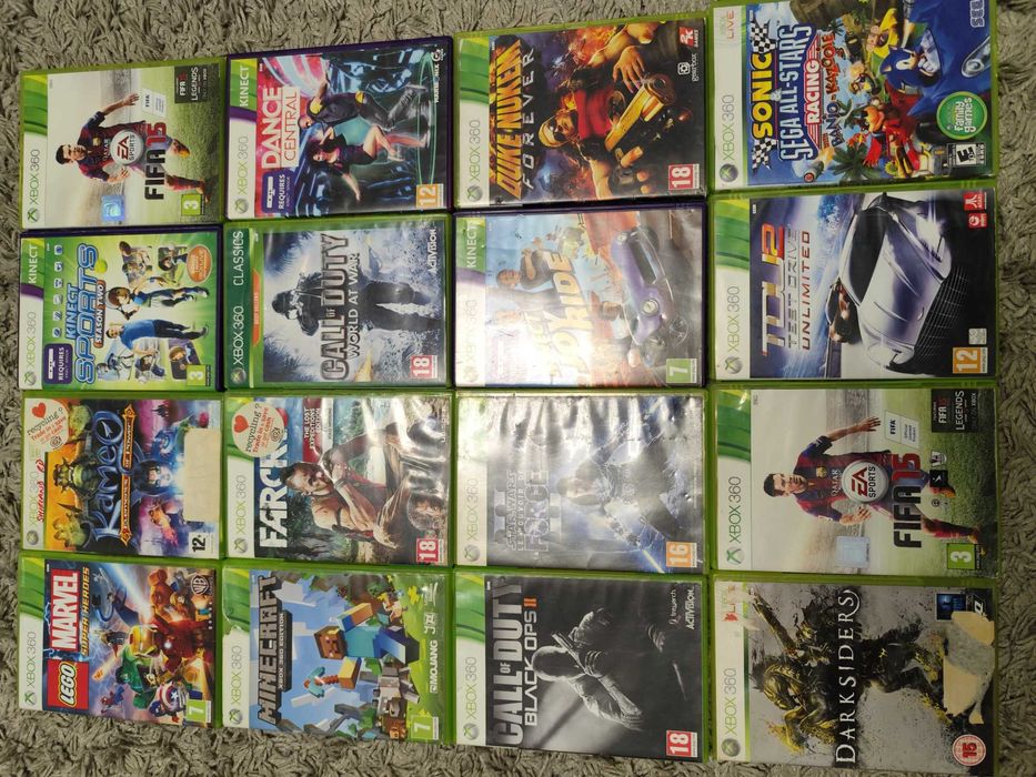 Vând Xbox 360 cu senzor kinect și 12 jocuri