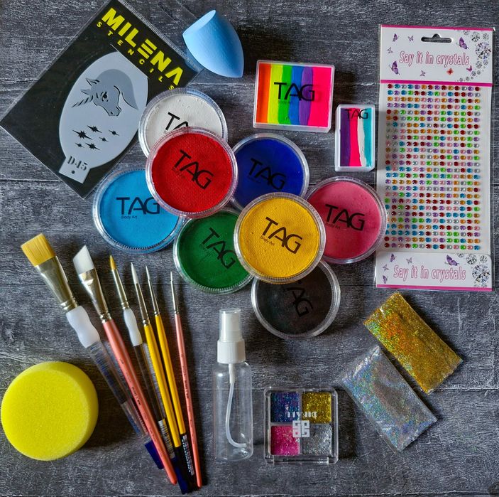 Набор красок и кистей для аквагрима