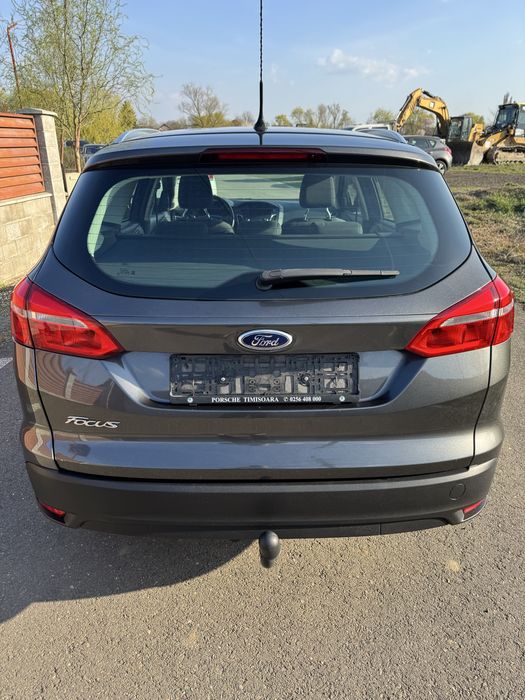FORD Focus 2015 — imagine 3
