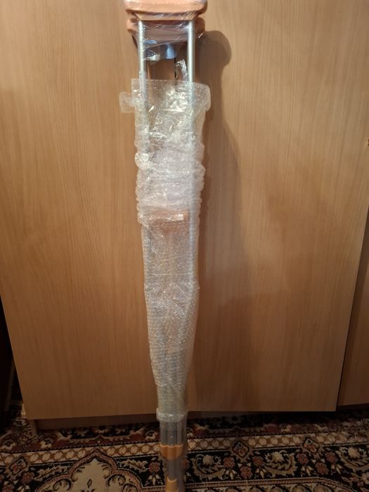 Продам Костыли новые