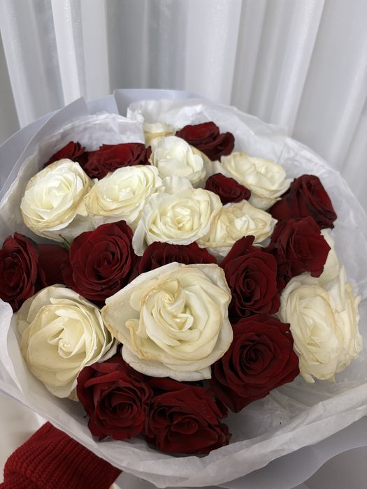 Букеты по 7000 .