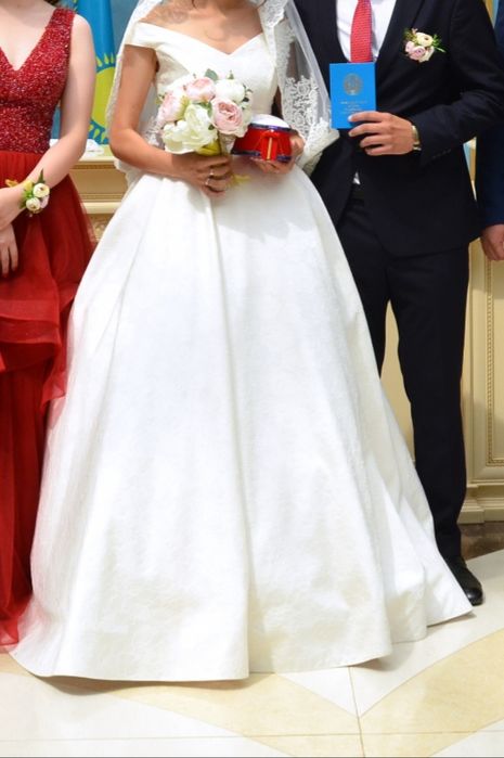 Продам свадебное платье.