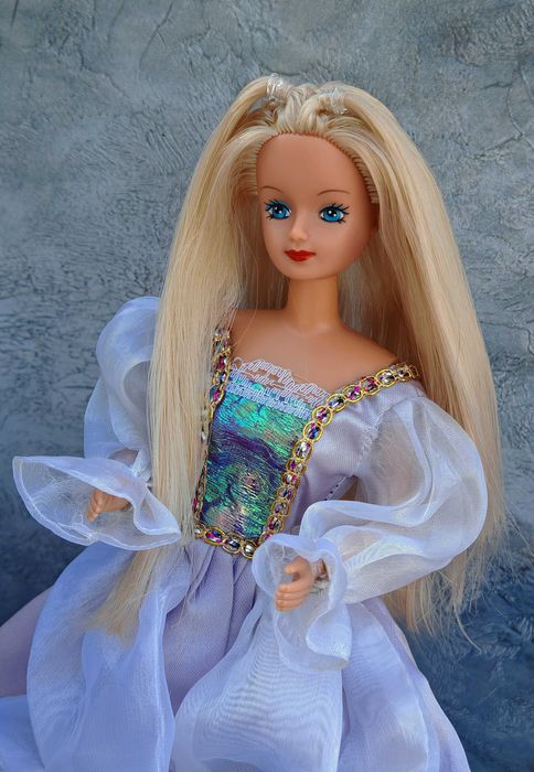 Кукла по типу барби Сьюзи из 90х кукла качественная