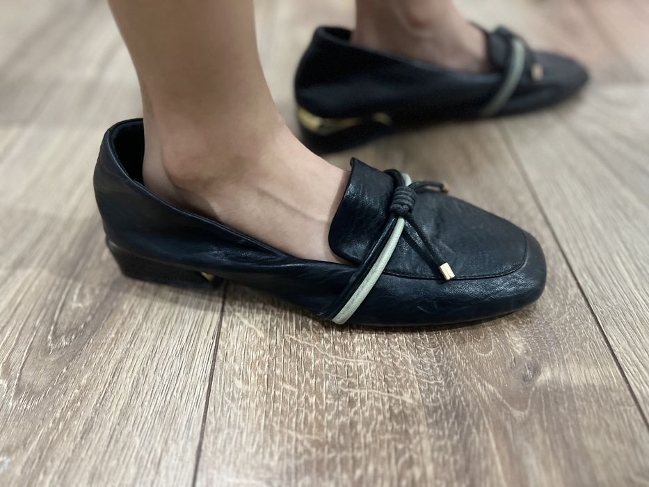 Продам обувь женский