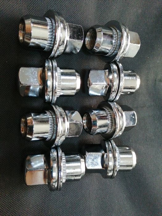 Piulițe Range Rover 14x1.5 fără capac din tabla cheie 22