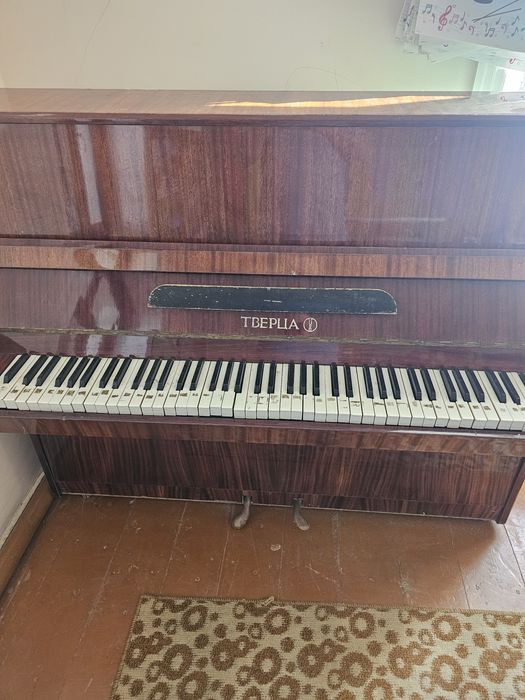 Пианино сотилади. Б/у