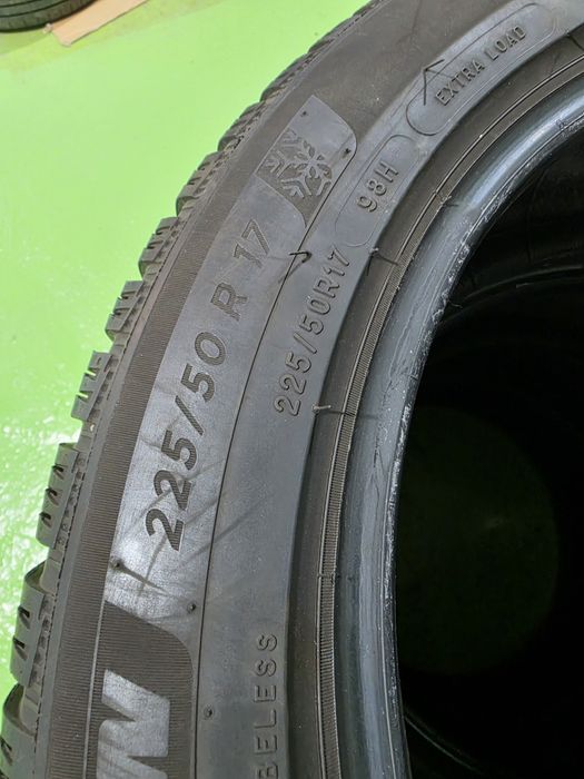 4 бр зимни 225/50/17 Michelin
