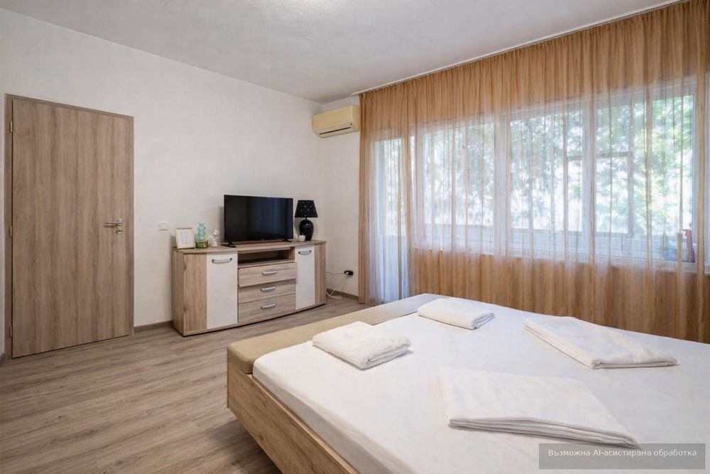 Дава се под наем Четиристаен апартамент в Варна, Общината - 100 кв.м за 900 € - Снимка #5