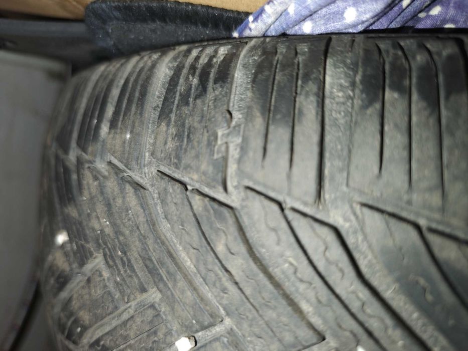 Michelin Alpin 6 215 55 17 dot 3518 зимни гуми