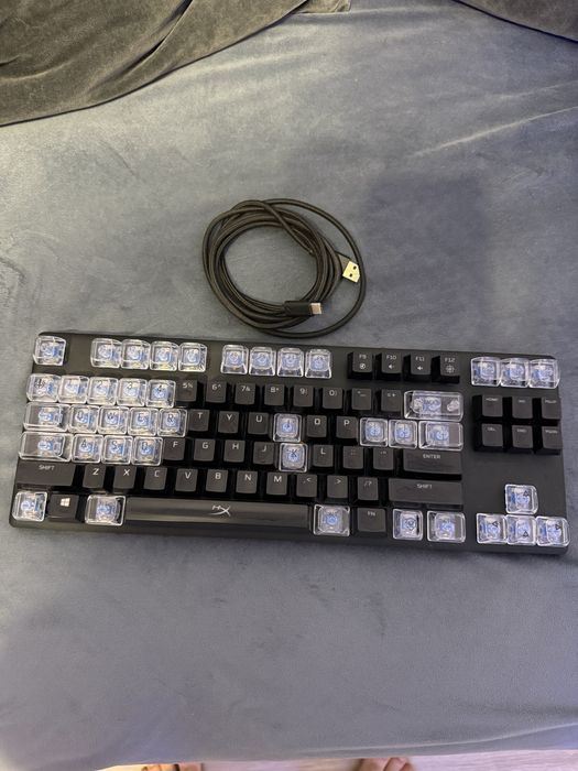 Tastatuta mecanica gaming rgb Hyperx Alloy Origins Core