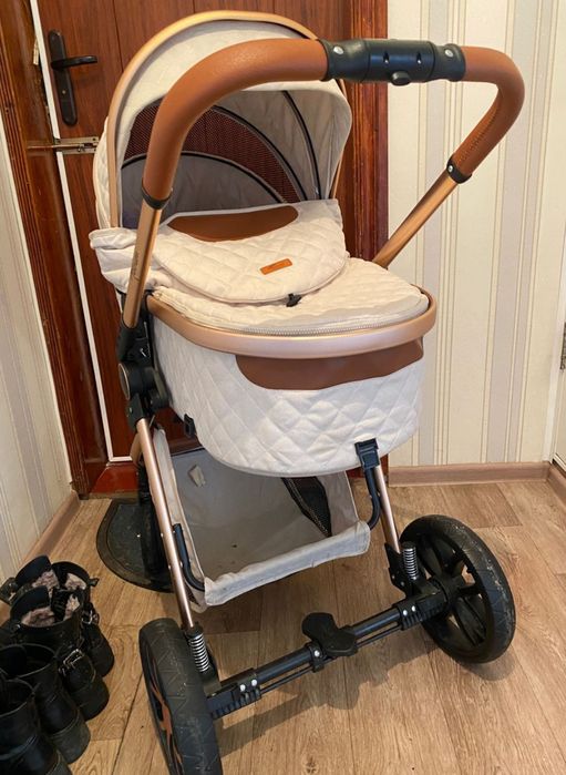 Коляска сатылады новый 3 в