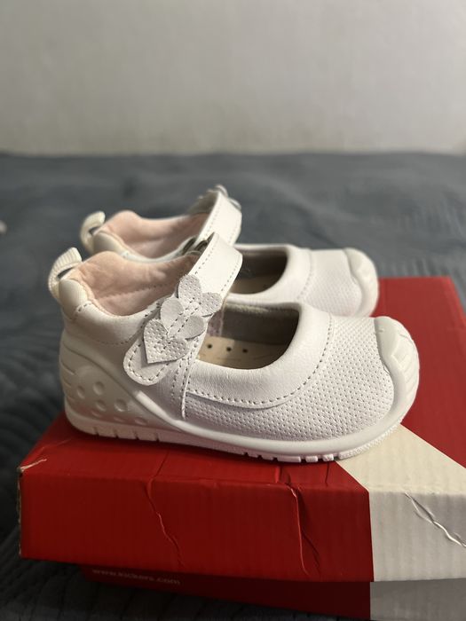 Сандалии Titanitos для первых шагов