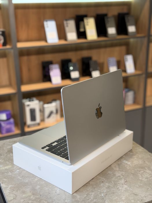 MacBook Air M2 / PhoneLab