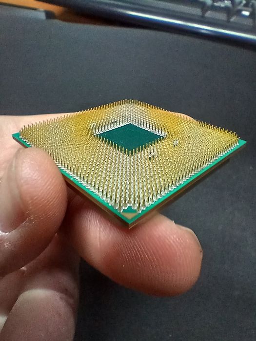 Продам Ryzen 3 2200g