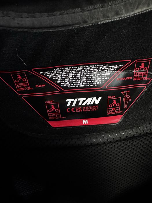 Vand armura fox titan marime M