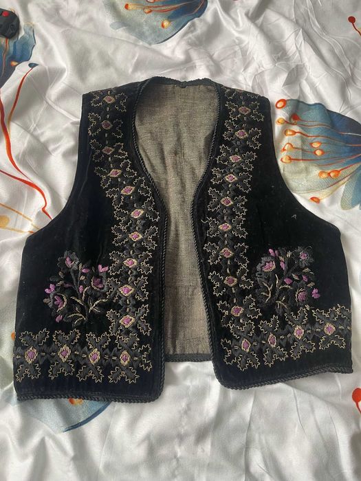 pieptar tradițional românesc veci in jur de 100 de ani zona Ardealului