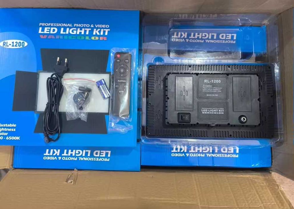 LED Light лампа RL-1200 + штатив