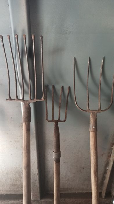 Продам дачный инвентарь