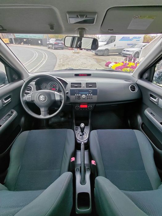 Suzuki Swift 2010 benzină, 5.873 € — imagine 2