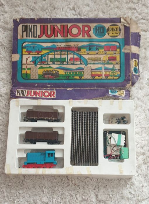 Продавам стартови комплекти Piko HO  1/87 E44