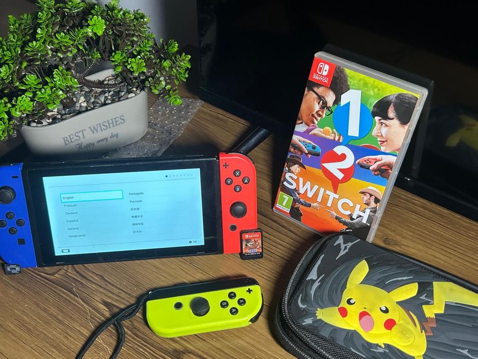 Nintendo Switch + Accesorii (Vând Doar în Constanța)