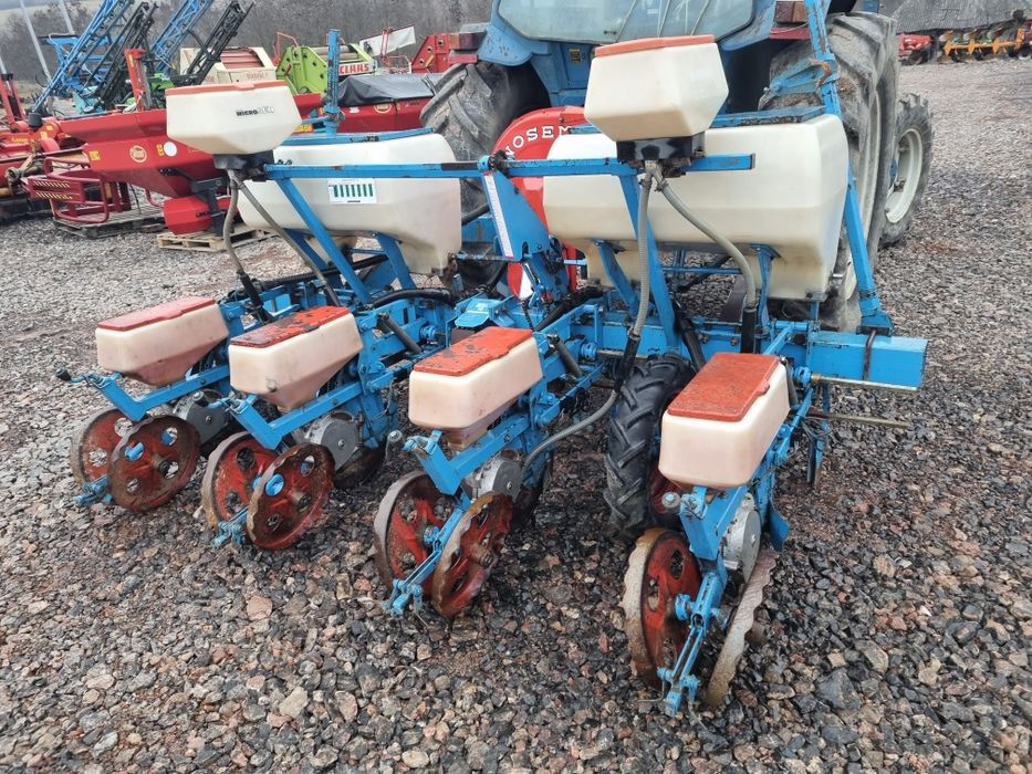 Semanatoare Porumb Monosem PNU 4 sire