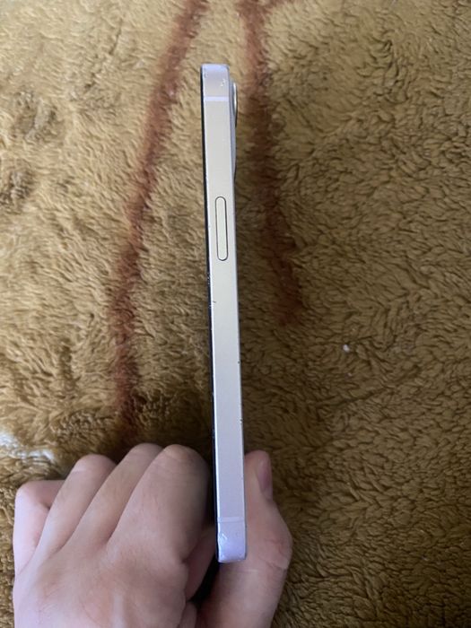 Айфон 13 (128гб). Акум 79