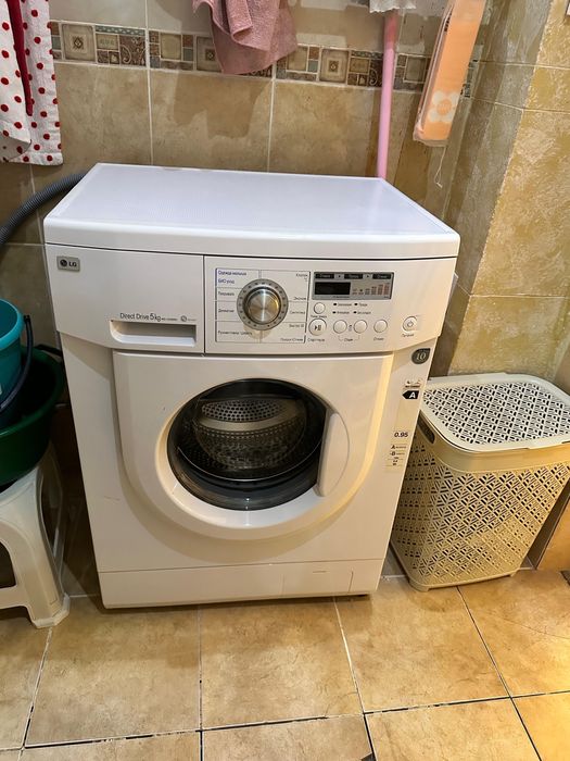 Продам стиральную машину