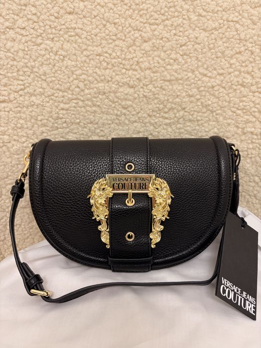 Geanta Versace cu eticheta