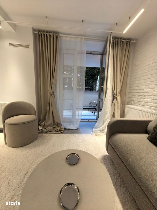 Proprietar, inchiriez ap. 2 camere cu curte, zona Kiseleff