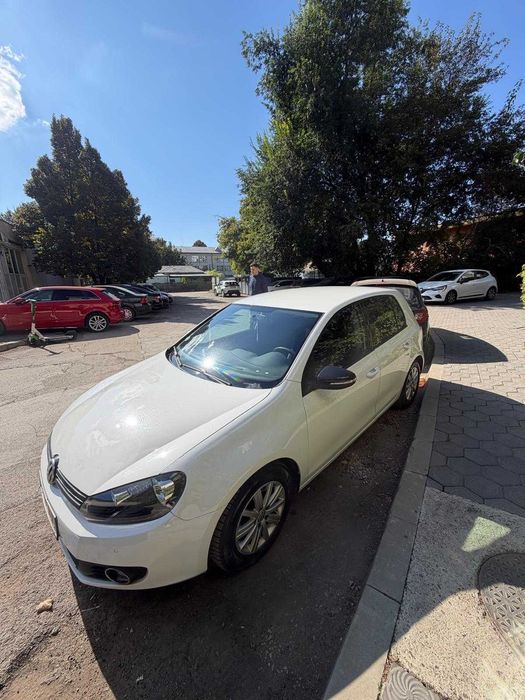 Vw Golf 6,1,6D,an 2013,5200 eur