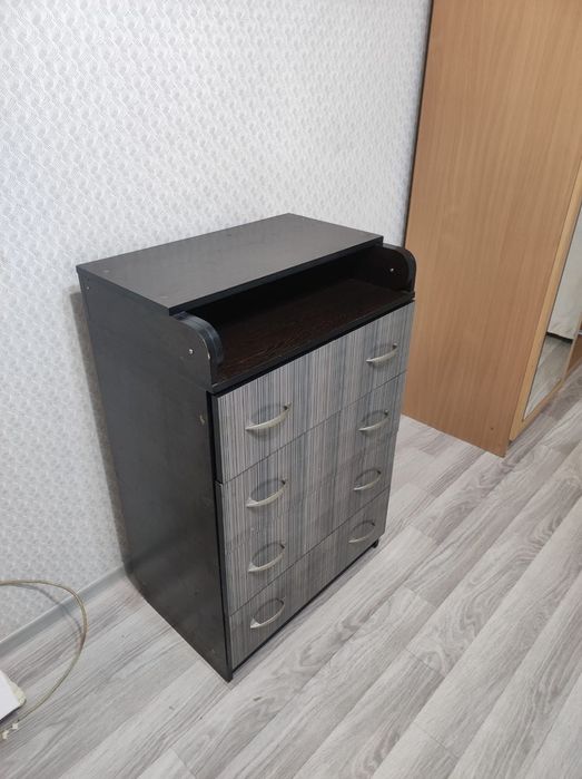 Продам комод 4 полки