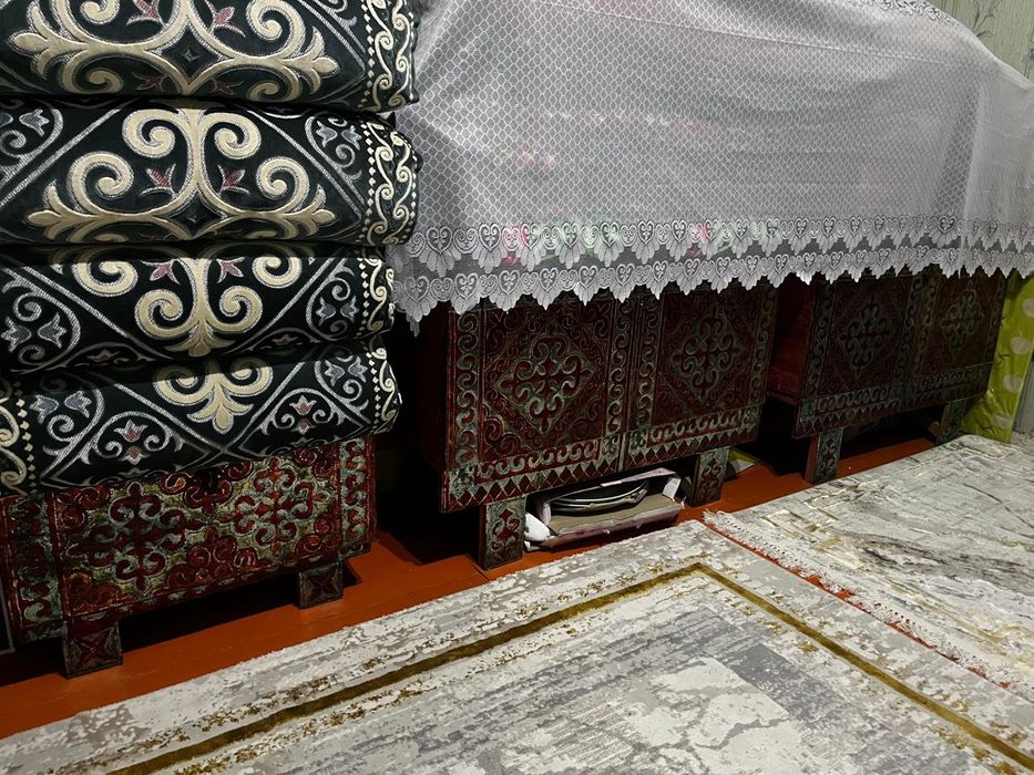 Сандық сатылады!! Жетісайда тұр!!