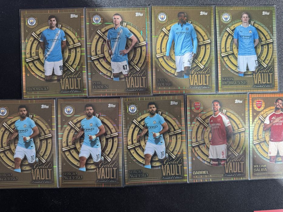 Premier League 25/26 номерирани карти / Gold Vault / Barcola / Messi