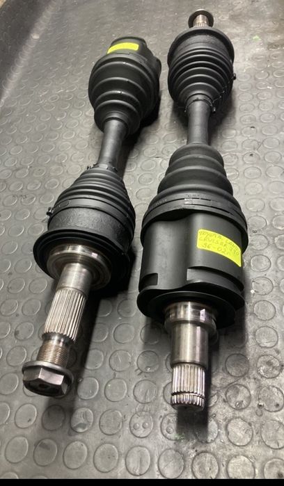 Полуоска/полуоски за тойота ланд крузер J90/Land cruiser J90 96-02г