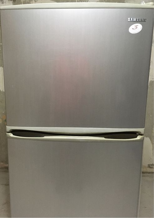 Холодильник SAMSUNG