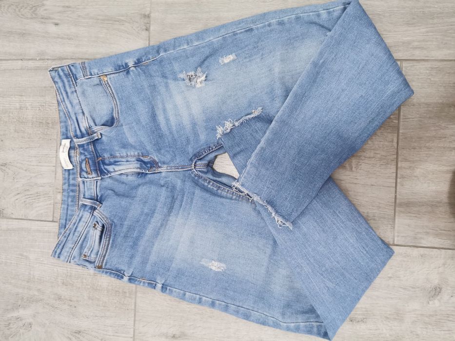 Blugi de dama, stradivarius